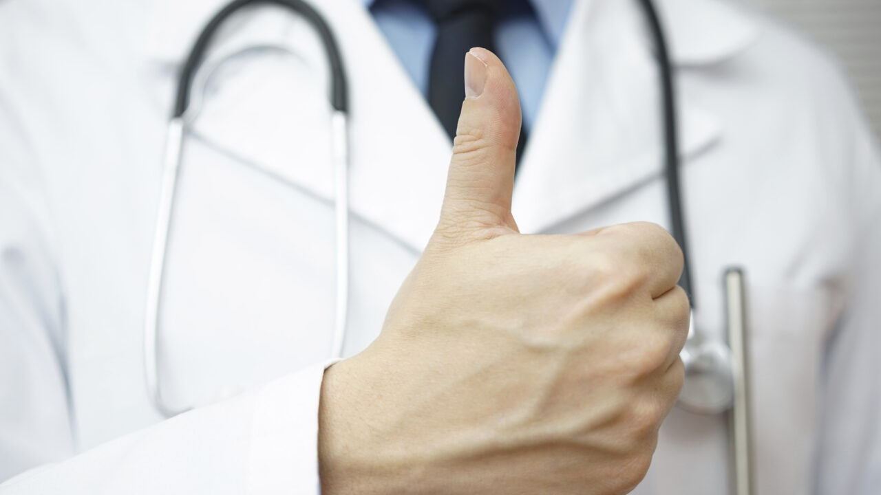 På tio år har Skandia lyckats mer än halvera antalet sjukskrivningar hos kunderna. Även de anställda på Skandia omfattas av försäkringen som arbetar proaktivt förebyggande.